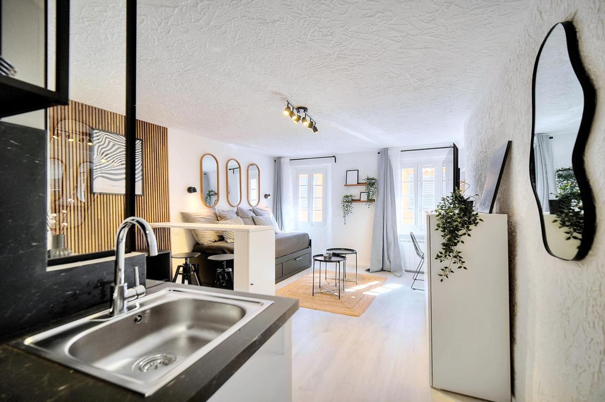 Studio De Luxe Au Coeur De Грасс Екстер'єр фото